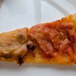 シースケープ テラス・ダイニング - カウボーイキャビアとチリコンカンのピッツア