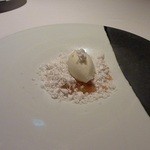 レストラン ラ フィネス - メロン、生姜、ソーテルヌノエスプーマ