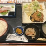 一進丸 - 週替わり1000円