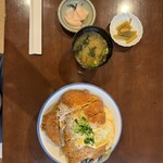 山愛 - カツ丼　1200円