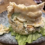 初恋屋 - ポテサラはサラサラ系。