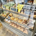 クロワッサンスタンド - 