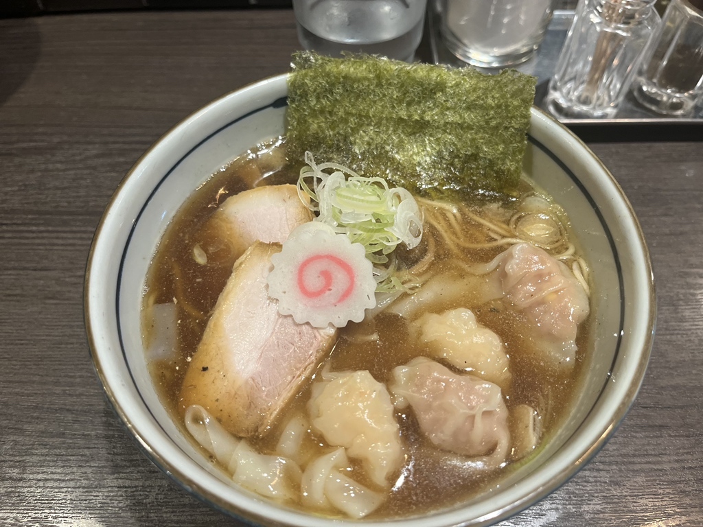 写真 2ページ目 : 中華そば かみなり雲呑 （【旧店名】かみなり中華