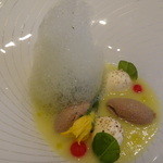 コンヴィヴィアリテ - バジルの泡が際立ちます