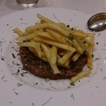 アンティカ オステリア カルネヤ - 短角牛のタルタルステーキ