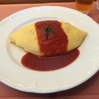 厳選洋食さくらい - オムライス、ケチャップソース
