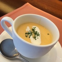 厳選洋食さくらい - セットの冷製スープが美味しい
