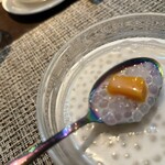 アヨタヤ - マンゴーと思いきや多分かぼちゃ