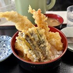 天ぷら定食の店 あつあつ揚立てっちゃん - 家族の頼んだ天丼並