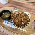 豚丼カフェばっくやーど - 豚丼ランチプレート