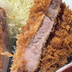 とんかつ小山 - ジャンボロースかつ断面