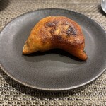 Chinese Restaurant 晴華 - 餃子♡よだれ鷄のスープを絡めて♡