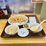 ぎょうざの満洲 - 料理写真:ダブル餃子定食　玄米　小盛り　です