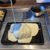 鉄板和食とワイン 萬鉄 - たまらん