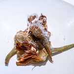 レストラン オオツ - 2025.6 ゆずもファーム産アーティチョーク アーティチョークのピュレ ペコリーノチーズ