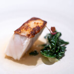 レストラン オオツ - 2025.6 会瀬漁港大内商店4.0kgイシナギ 軍鶏出汁と帆立ブイヨンと焼いた魚の乳化ソース