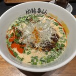 彬龍華 66 - 担々麺