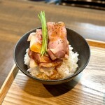 らぁ麺 紫陽花 - ローストポークご飯