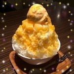 オキナワ　カフェ - マンゴスペシャル✨✨
            ブルーシールアイス美味〜(*☻-☻*)✨✨✨✨✨
            