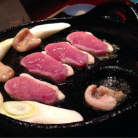 あひ鴨一品 鳥安 - 鴨の脂で鴨を焼きます…(^_^)