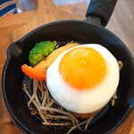 ハンバーグとプリンのお店 MOGUMOGU キッコリー - 料理写真: