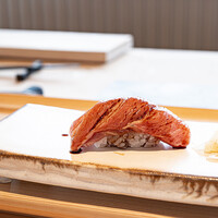 鮨 ラビス 大阪 ヤニック・アレノ - 大トロ