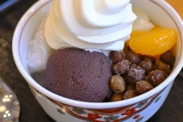 Tsuruse Yushima Honten photo 2