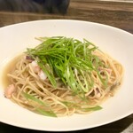 ピッツエリアバール　CACTUS　D'ORO - ・タコぶつと九条ネギの梅ペペロンチーノ　スパゲッティー（￥1,700）