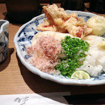 饂飩睛 - 鶏天と半熟玉天おろしぶっかけ（800円）