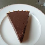 オールデイダイニングオーキッド - 追加オーダーのチョコレートパイ。濃厚過ぎず、プルプル。コーヒーによく合いました。
