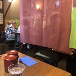 そば処 橋本 - 賑わっている1階