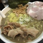 一条流がんこ総本家分家四谷荒木町 - 「1300」1,300圓
      ＝大量煮干の100ラーメン
      「大盛300g」150圓。