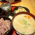 24/7 cafe apartment - 