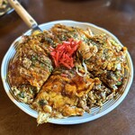 むめさん - ・お好み焼き いか肉 850円/税込
・トッピング チーズ(玉子付) 250円/税込