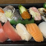 小僧寿し - 料理写真: