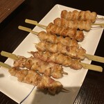番外 鳥ばか一代 - ひざ軟骨420円　ぼんじり420円
