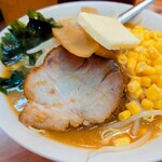 えぞ菊 - 適度な厚みがある、昭和スタイルの"チャーシュー"。