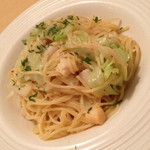 クッチーナ笑多 - ２０１４年９月２～６日のランチ「小柱とキャベツのペペロンチーノ」（１，０００円）サラダ・パン・コーヒーor紅茶付