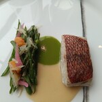 フィリップ・ミル 東京 - 金目鯛の炙り蒸し焼き