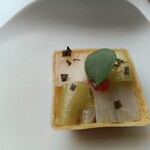 フィリップ・ミル 東京 - 西洋ネギのタルト