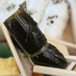 水了軒 - 昆布巻。煮物の下の隠れアイテム。