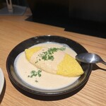 裏天神 MARIO - 半熟チーズオムレツ　明太子クリームソース