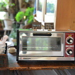 ヨシタベーカリー - トースターはナショナル製