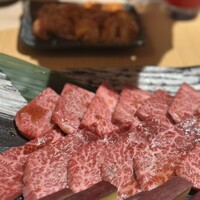 近江うし焼肉 にくTATSU 銀座店 - 