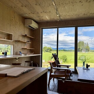 カフェ+ギャラリー 青田風_2