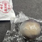 ブランジュリー パリの空の下 - 待ち時間にいただきました。葛まんじゅう。