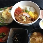 おさかなダイニング ぎんりん亭 - うさぎ三段跳び丼
            1260円
            美味しい(^^)
            