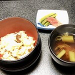 湯元齋藤旅館 - 食事　　山菜炊き込みご飯