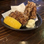 酒飯場ででででん - 鶏の唐揚げ