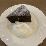 ティーハウスムジカ - ショコラケーキ。